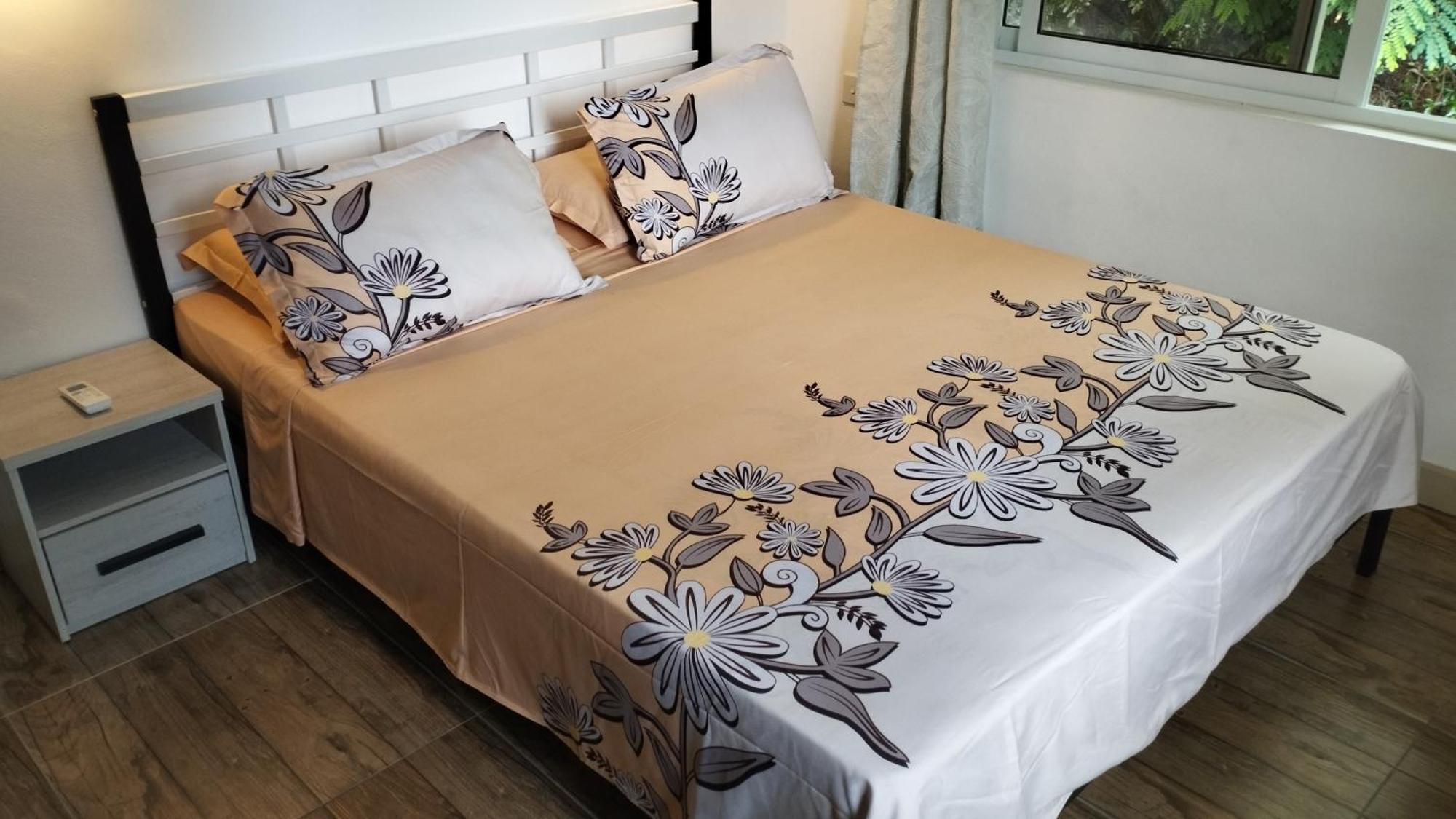Dovass Self Catering Apartament Takamaka