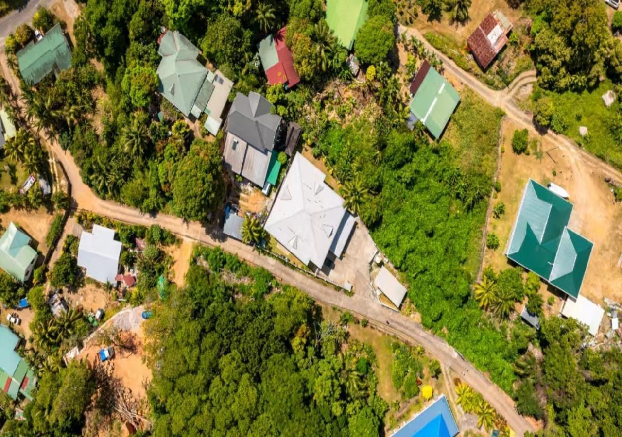 Dovass Self Catering Apartament *